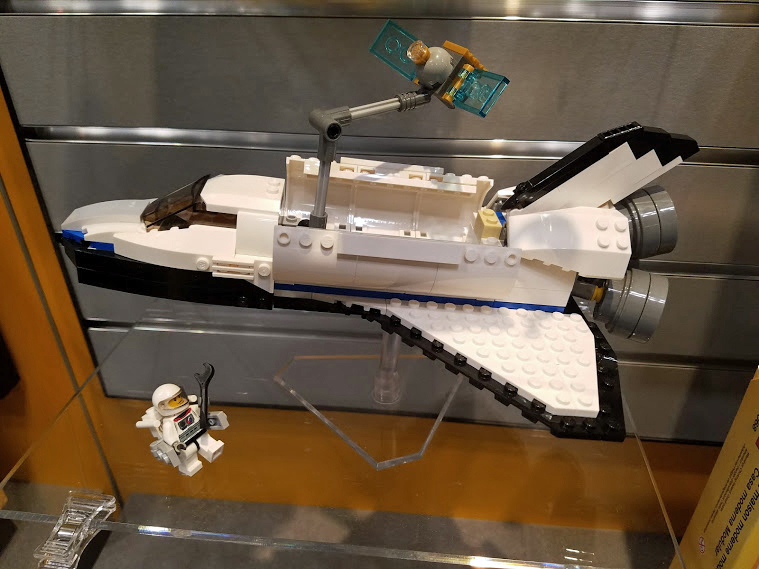 Lego Has a New Space Shuttle and It Looks Awesome